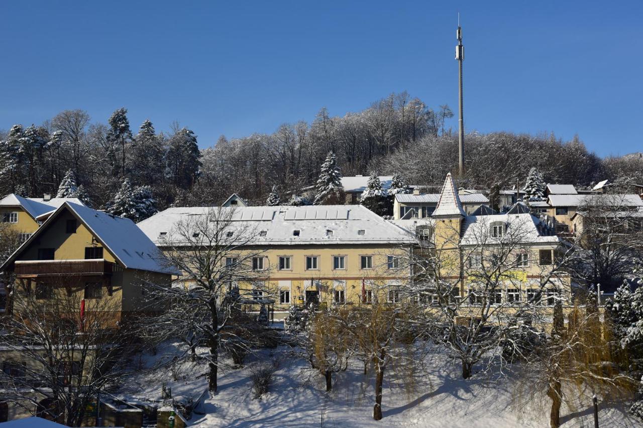 Hotel Restaurant Marienhof Unterkirchbach Exterior photo